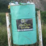Bild zeigt Abfallbehälter in Zimbabwe
