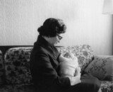 Ruth mit Sohn Alex, London 1966 Ruth mit Sohn Alex, London 1966